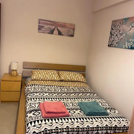 Daire Luxury Antheon Peraía